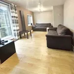 Rent 1 bedroom flat in Kirklees