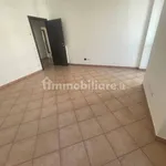 Affitto 4 camera appartamento di 100 m² in Alessandria