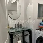 Rent 4 bedroom apartment of 75 m² in Genova