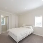 Rent 5 bedroom house in South East England