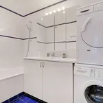 Rent 5 bedroom apartment of 91 m² in paris