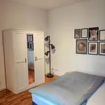 Rent a room of 120 m² in Berlin