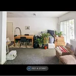 Rent 2 bedroom flat in Brighton