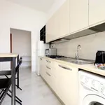 Rent 6 bedroom apartment in Rome