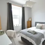 Rent 6 bedroom house in South West England