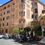 Rent 5 bedroom apartment of 230 m² in Rome