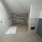 Affitto 3 camera appartamento di 110 m² in Lecco