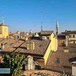 Rent 3 bedroom apartment of 102 m² in Modena