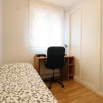 Rent a room of 65 m² in madrid