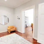 Rent 5 bedroom apartment of 163 m² in Berlin