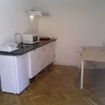 Rent a room in Madrid']