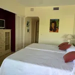 Alquilo 3 dormitorio apartamento de 200 m² en Marbella