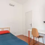 Rent a room in lisbon