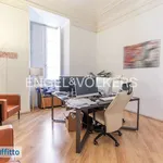 Rent 6 bedroom apartment of 228 m² in Rome