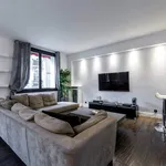 Appartement de 74 m² avec 1 chambre(s) en location à Paris