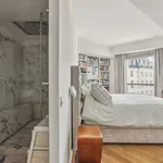 Appartement de 689 m² avec 1 chambre(s) en location à Paris