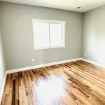 Rent 3 bedroom apartment of 260 m² in Staten Island