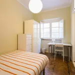 Rent 5 bedroom apartment in Lisbon