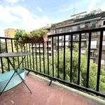 Rent 2 bedroom apartment of 70 m² in Milano