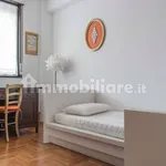 Affitto 4 camera appartamento di 82 m² in Udine