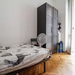 Rent a room of 90 m² in turin