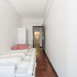 Rent a room in lisbon