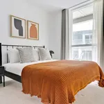 Rent 3 bedroom apartment of 99 m² in london