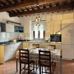 Rent 4 bedroom house of 290 m² in Umbertide