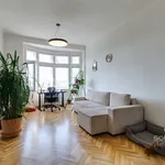 Pronajměte si 2 ložnic/e byt o rozloze 51 m² v Prague