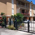 Affitto 3 camera appartamento di 80 m² in Rieti