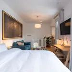 Huur 1 slaapkamer appartement van 484 m² in Brussels