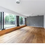 Rent 10 bedroom house of 330 m² in Warsaw