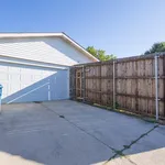 Rent 4 bedroom apartment in Denton