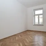 Rent 5 bedroom apartment of 123 m² in Chemnitz