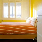 Rent a room in lisbon