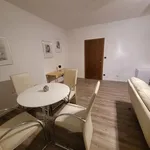 Miete 4 Schlafzimmer wohnung von 80 m² in Solingen