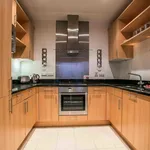 Rent 2 bedroom apartment of 646 m² in Dublin