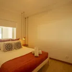 Rent 1 bedroom apartment in Porto