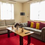 Rent 4 bedroom flat of 60 m² in Knighton