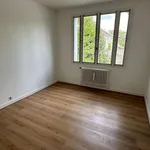 Rent 3 bedroom house of 68 m² in Châteauroux