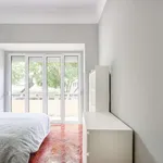 Rent a room in lisbon