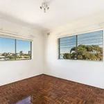 Rent 2 bedroom house in Balmain East