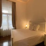 Rent 3 bedroom apartment of 200 m² in Budapest