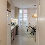 Rent 4 bedroom apartment of 54 m² in Barcelona