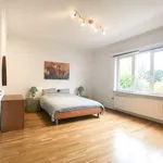 Huur 1 slaapkamer appartement van 77 m² in brussels