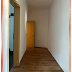 Miete 2 Schlafzimmer wohnung von 70 m² in Wilkau-Haßlau