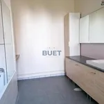 Appartement de 164 m² avec 5 chambre(s) en location à Dijon