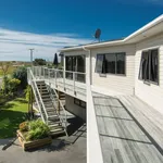 Rent 3 bedroom apartment in Papamoa