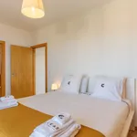 Rent 2 bedroom apartment of 120 m² in Caniço