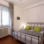 Rent a room of 75 m² in milan